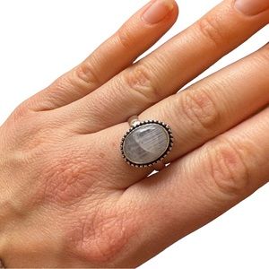 Moonstone ring set in sterling silver 925 size 8